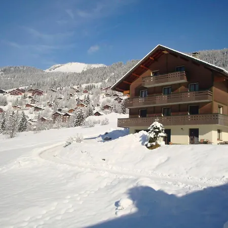 Cosy 2 Pieces Avec Terrasse, 3 Pers, Parking, Wifi, Animaux Admis - Fr-1-676-2 Chatel