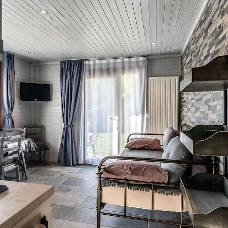 Apartment Cosy 2 Pieces Avec Terrasse, 3 Pers, Parking, Wifi, Animaux Admis - Fr-1-676-2 *